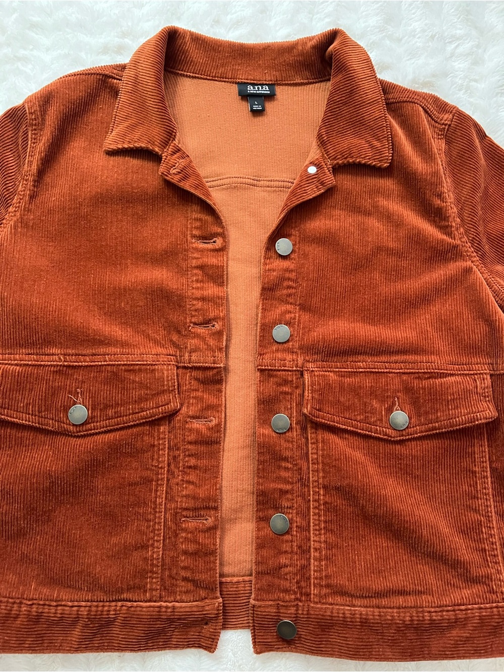a.n.a Women’s Corduroy Shirt Jacket in Rust